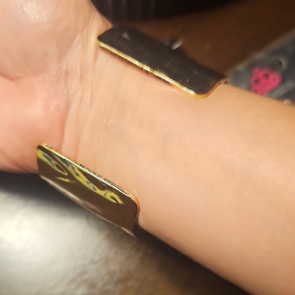 Gold Cuff Bracelet and Ring Set - Picture 7 of 15